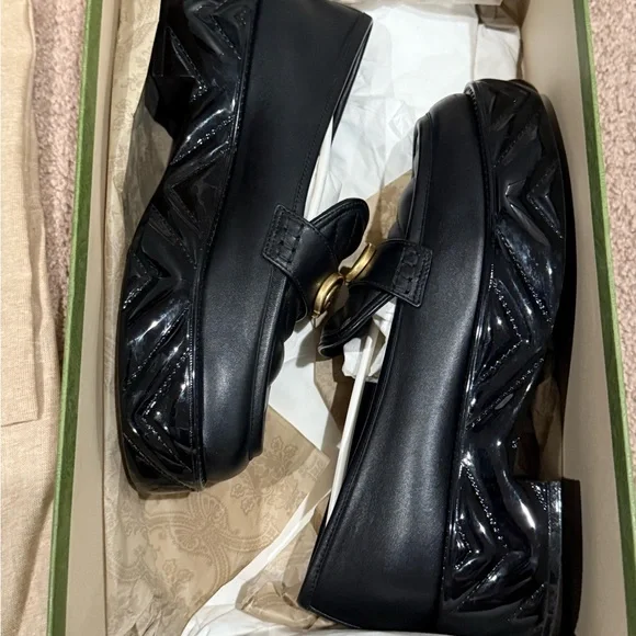 Gucci Black Quilted Leather women’s Loafers - Picture 8 of 10